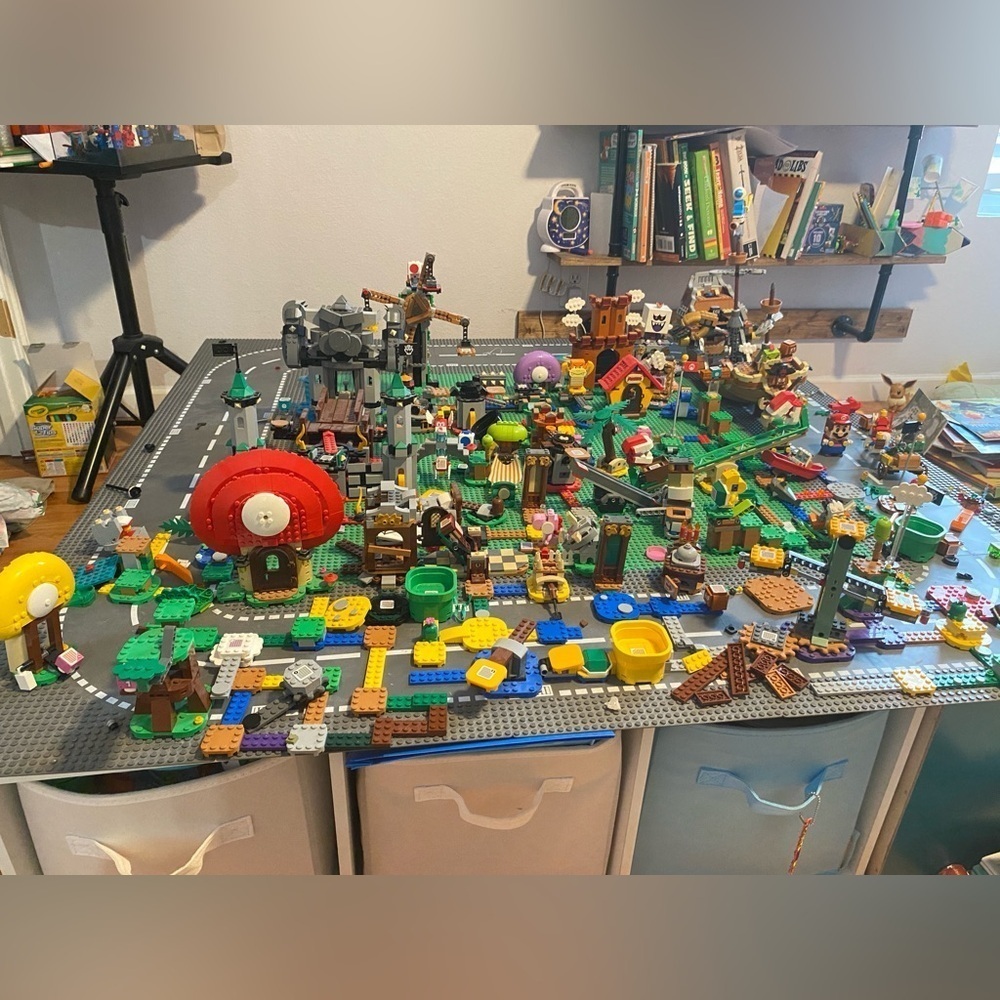 Bundle 11 Sets of Lego Super Mario Luigi Bowser Mansion Ship Castle Seesaw